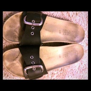 Slide sandals - a little wide in toe box